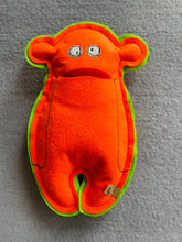 Lade das Bild in den Galerie-Viewer, Trauergeschenk - Trosttier Monster