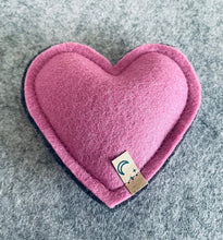 Lade das Bild in den Galerie-Viewer, Grabbeigabe - Trosttäschchen Herz