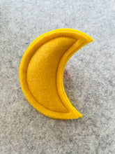 Lade das Bild in den Galerie-Viewer, Grabbeigabe - Trosttäschchen Mond