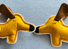 Lade das Bild in den Galerie-Viewer, Trauergeschenk - Trosttier Hund