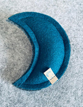 Lade das Bild in den Galerie-Viewer, Grabbeigabe - Trosttäschchen Mond