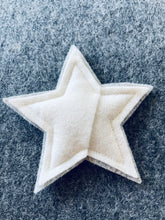 Lade das Bild in den Galerie-Viewer, Grabbeigabe - Trosttäschchen Stern